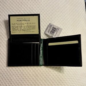 PERRY ELLIS PORTFOLIO PASSCASE REMOVABLE ID BIFOLD LEATHER MEN'S BLACK WALLET